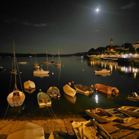 Casa Del Lago Maggiore Lesa Apartman Kültér fotó